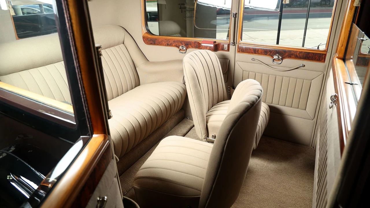 1928 Daimler - Image 14 of 31