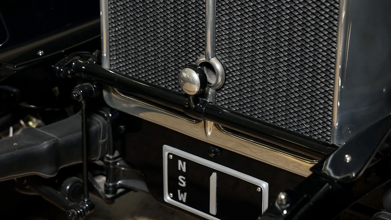 1928 Daimler - Image 25 of 31