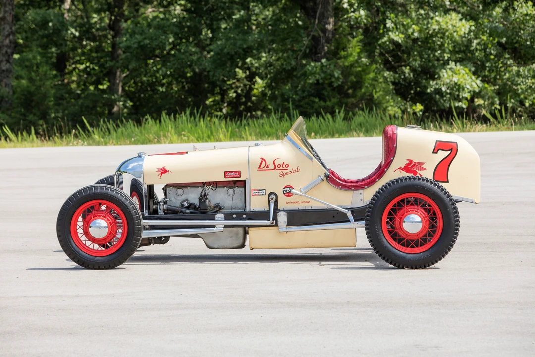 1928 DeSoto - Image 3 of 26