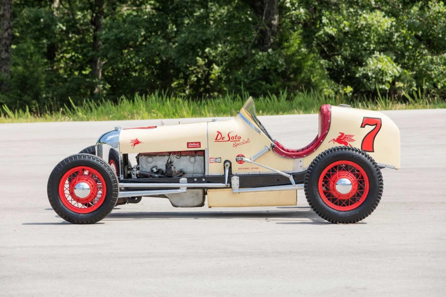 1928 DeSoto - Image 2 of 10