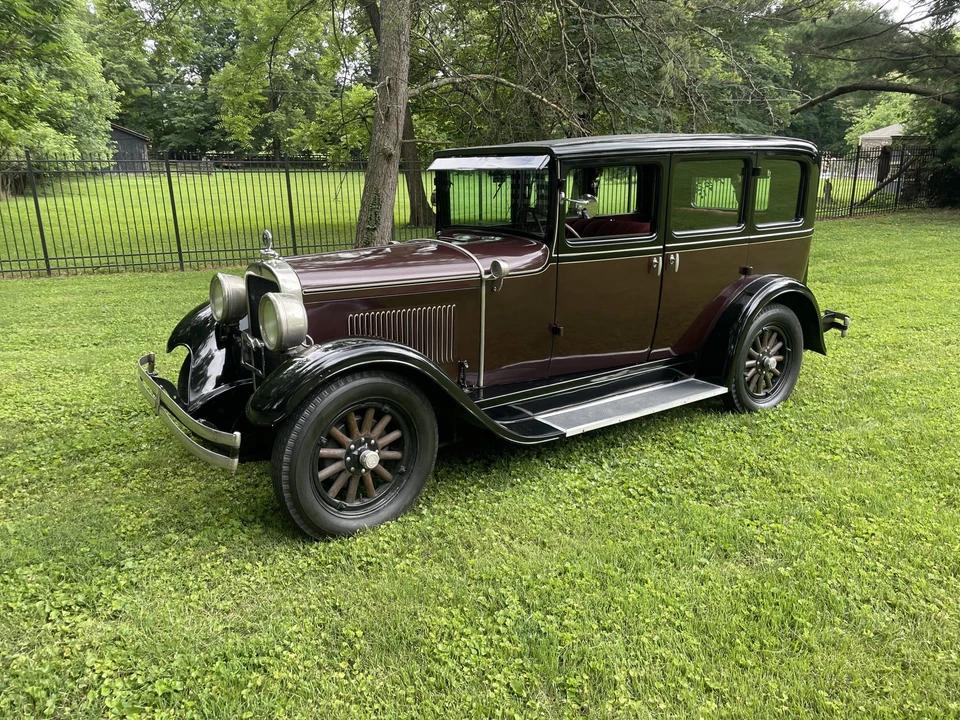 1928 - Image 2 of 31