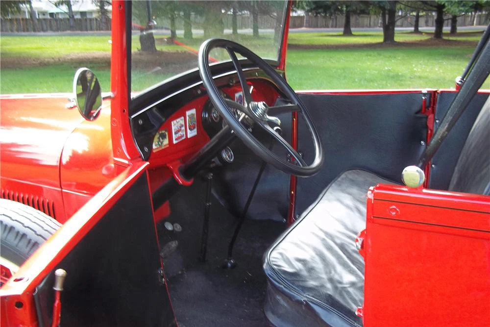 1928 Ford Model A Pickup & Model AA - Image 3 of 4