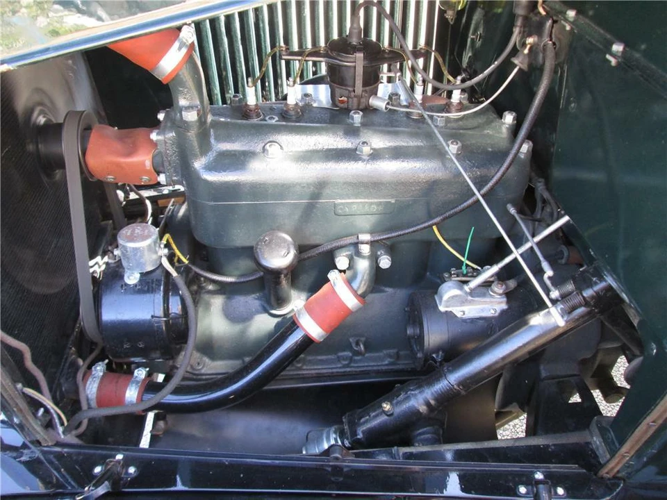 1928 Ford Model A Pickup & Model AA - Image 3 of 5