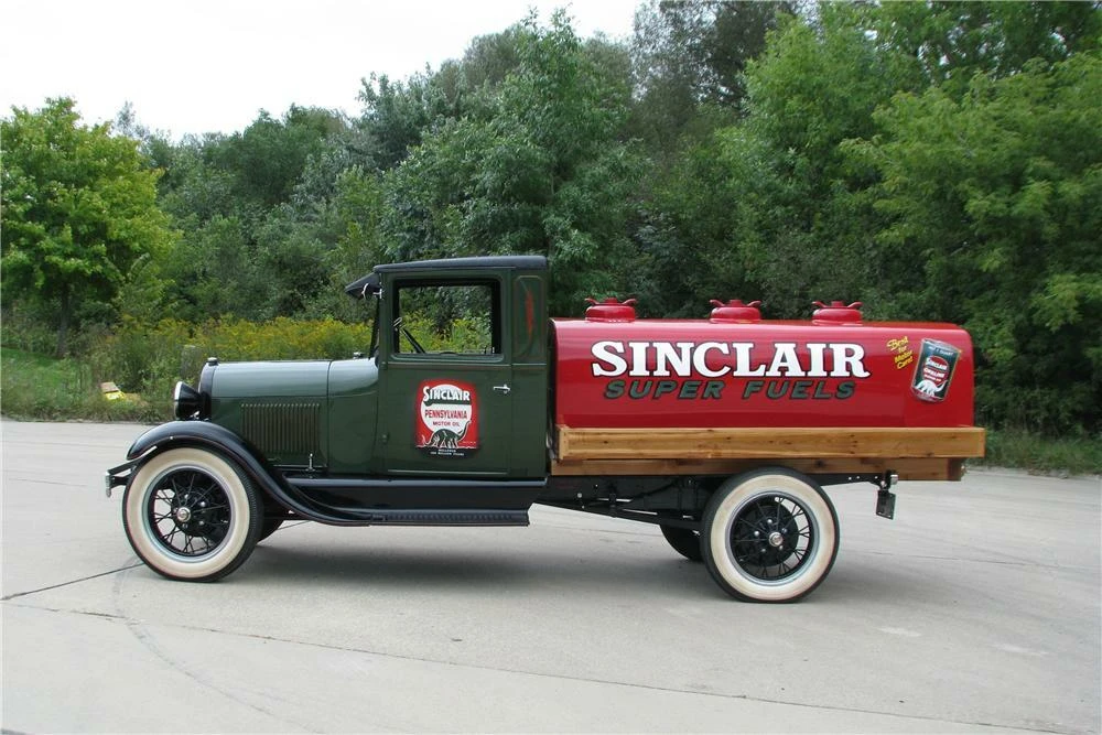 1928 Ford Model A Pickup & Model AA - Image 5 of 5