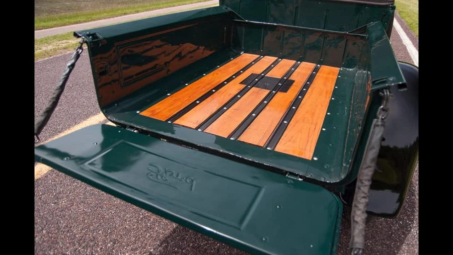 1928 Ford Model A Pickup & Model AA - Image 5 of 13