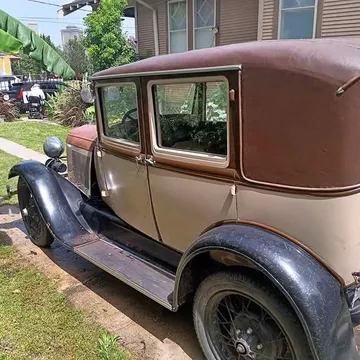 1928 Ford Model A Sedan