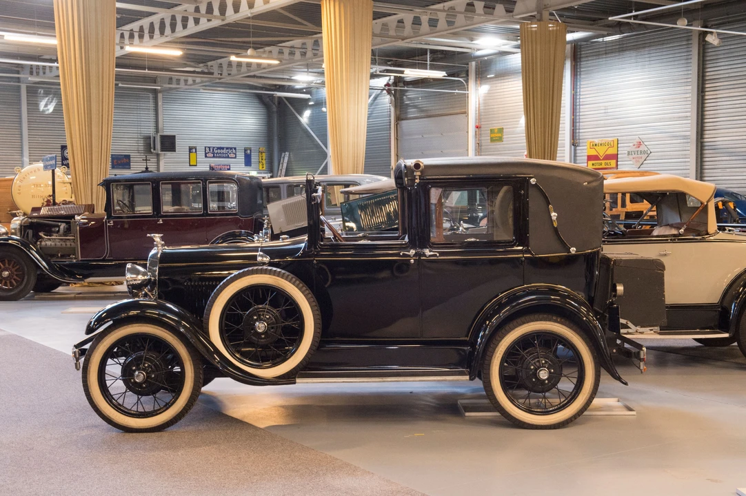 1928 Ford Model A - Image 2 of 9