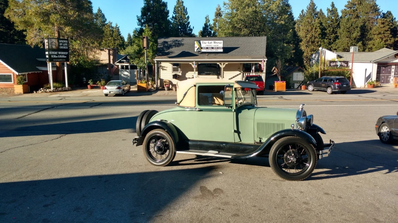 1928 Ford Model A - Image 2 of 16