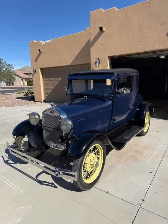 Ford Model A - Image 2 of 11