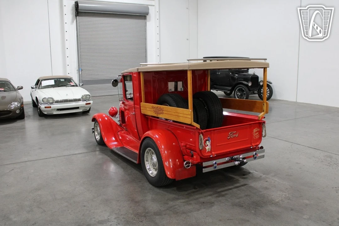 1928 Ford Model A Pickup & Model AA - Image 6 of 12