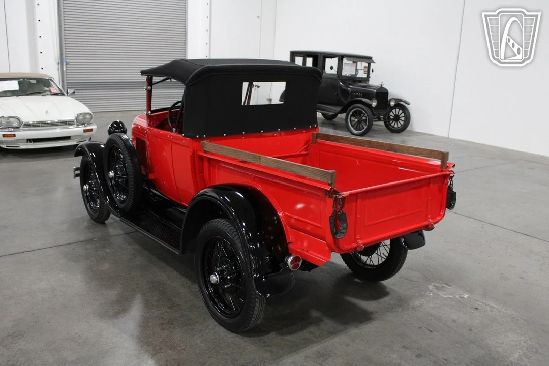 1928 Ford Model A Pickup & Model AA - Image 6 of 12