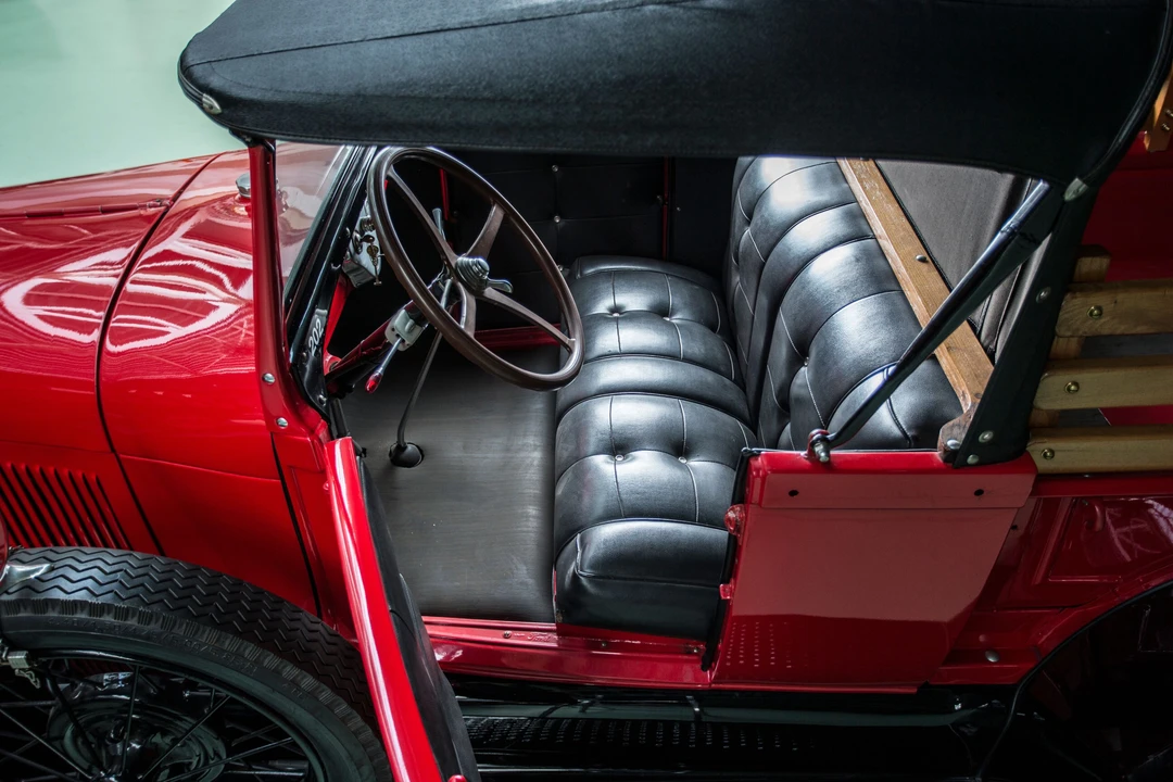 1928 Ford Model A Pickup & Model AA - Image 2 of 4