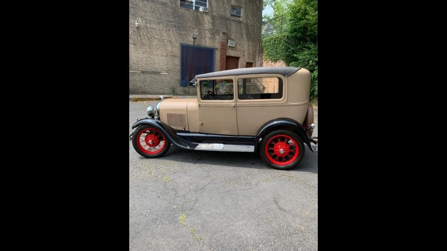 1928 Ford Model A - Image 2 of 12