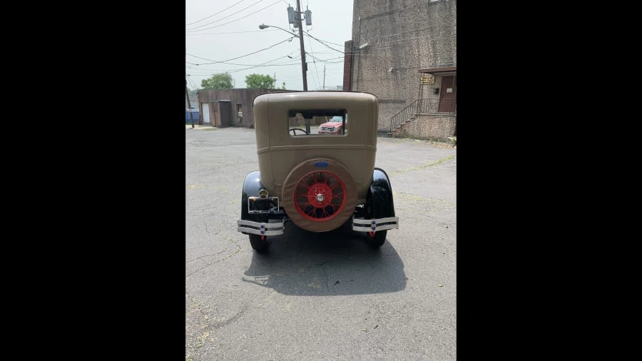 1928 Ford Model A - Image 10 of 12