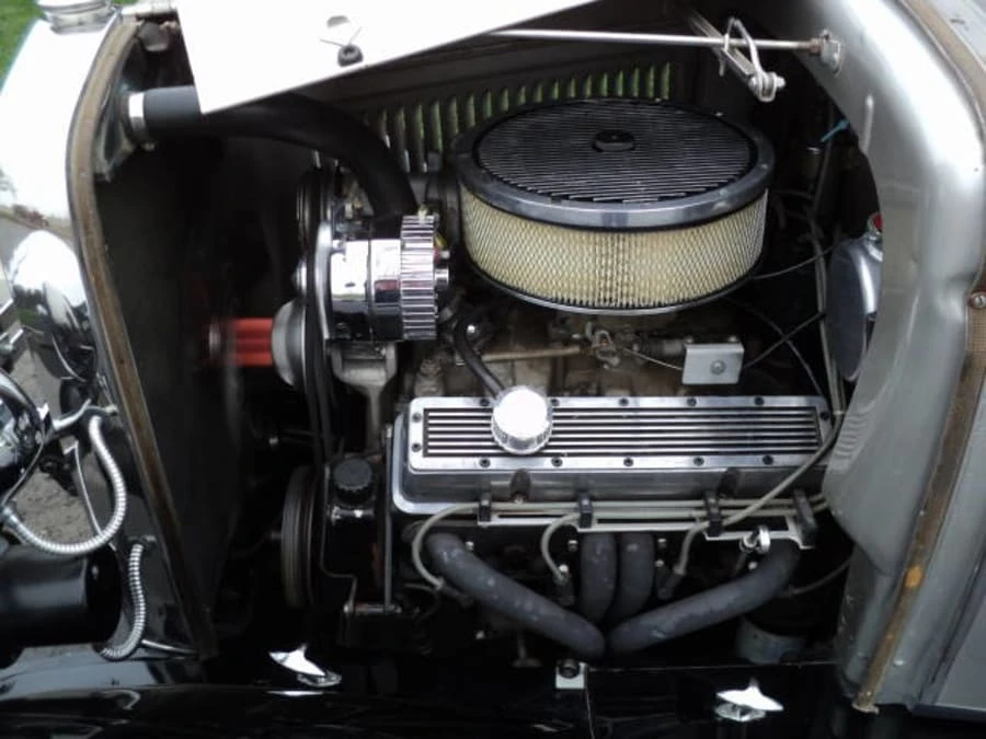 1928 Ford Model A Pickup & Model AA - Image 6 of 6