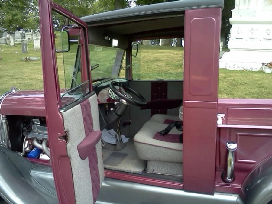 1928 Ford Model A Pickup & Model AA - Image 6 of 10