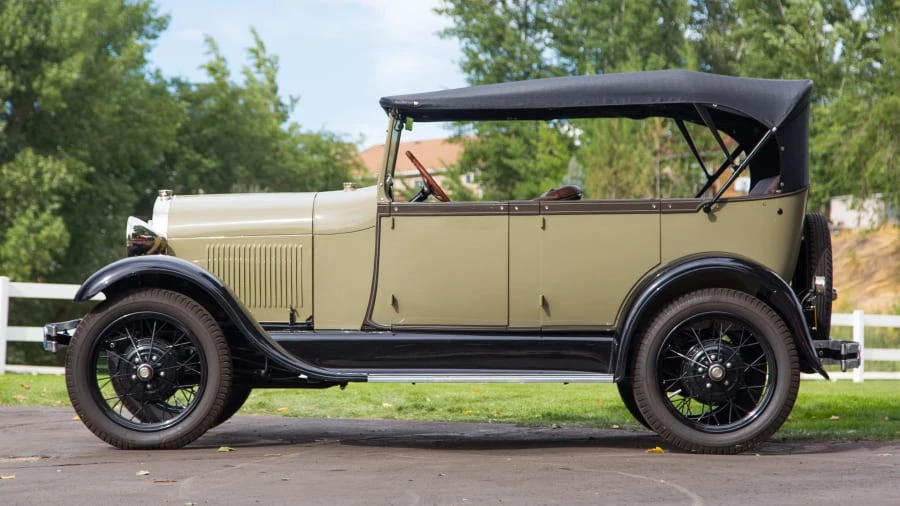 1928 Ford Model A - Image 2 of 12