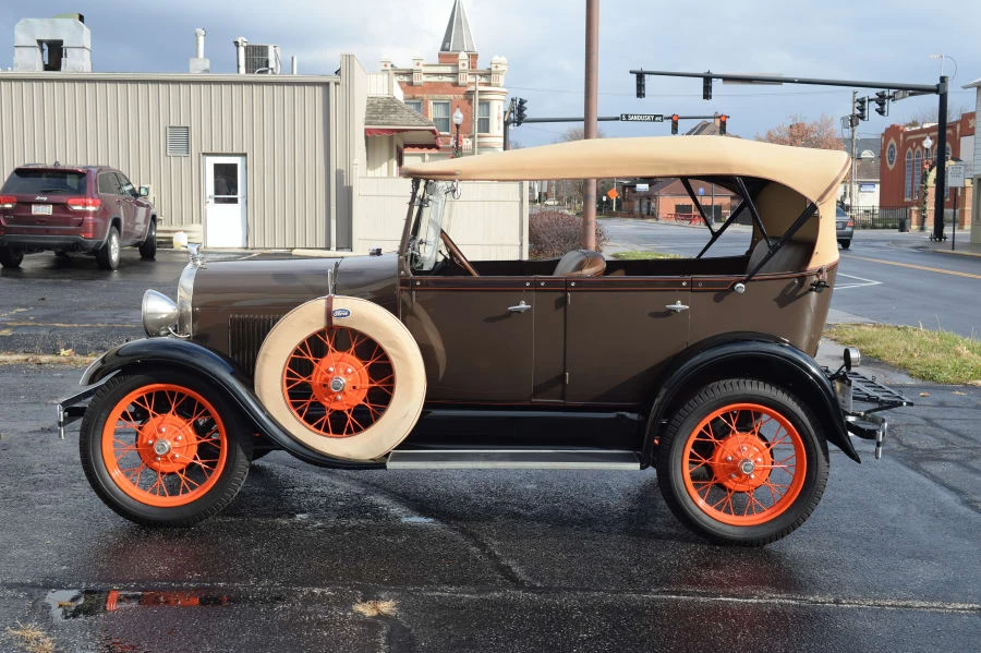 1928 Ford Model A - Image 2 of 12