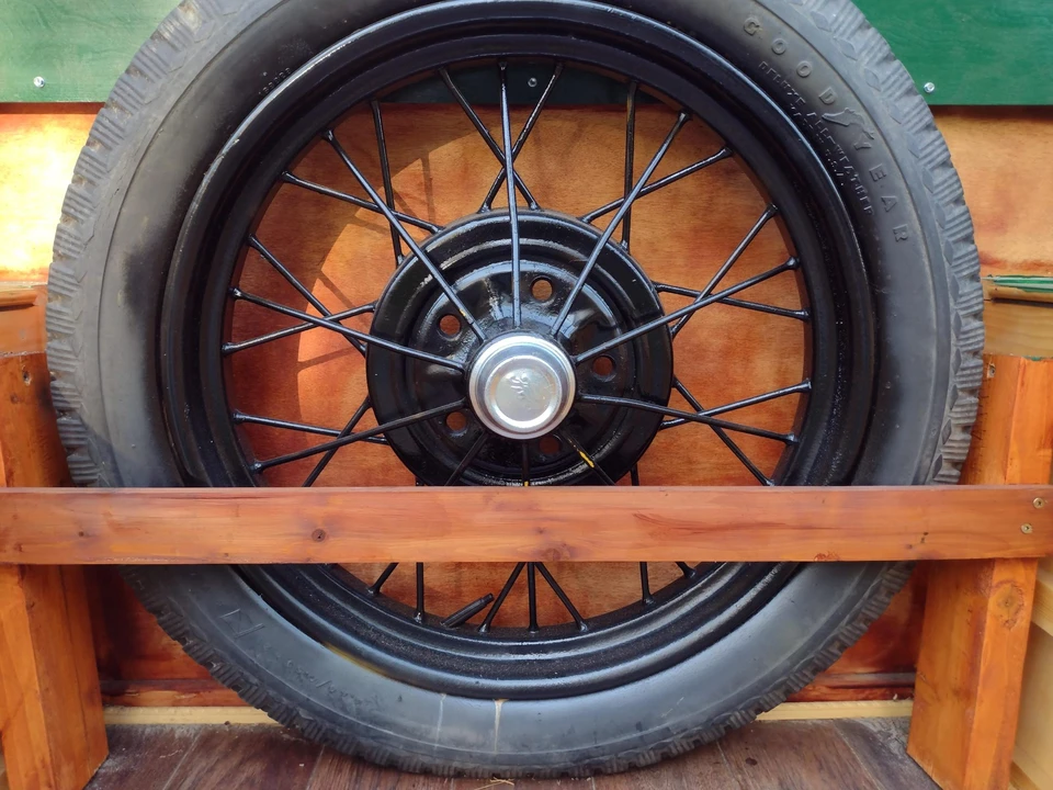 1928 Ford Model A Pickup & Model AA - Image 20 of 31