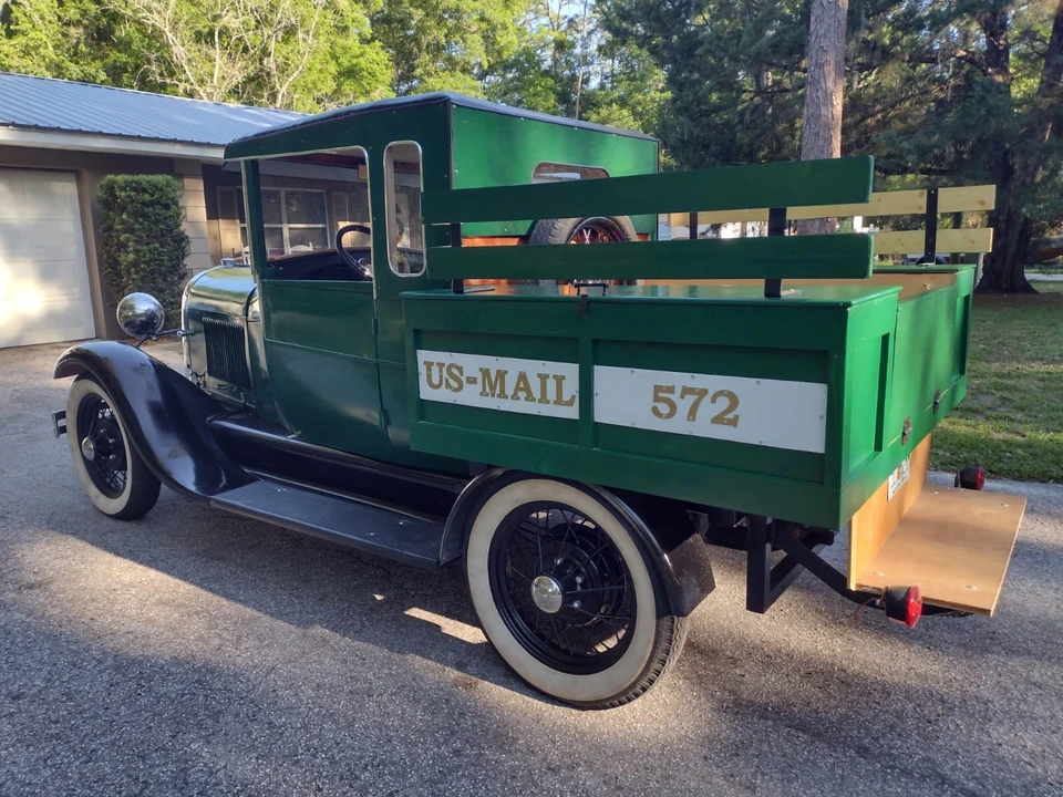 1928 Ford Model A Pickup & Model AA - Image 3 of 31