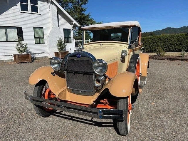 1928 Ford Model A Pickup & Model AA - Image 2 of 15