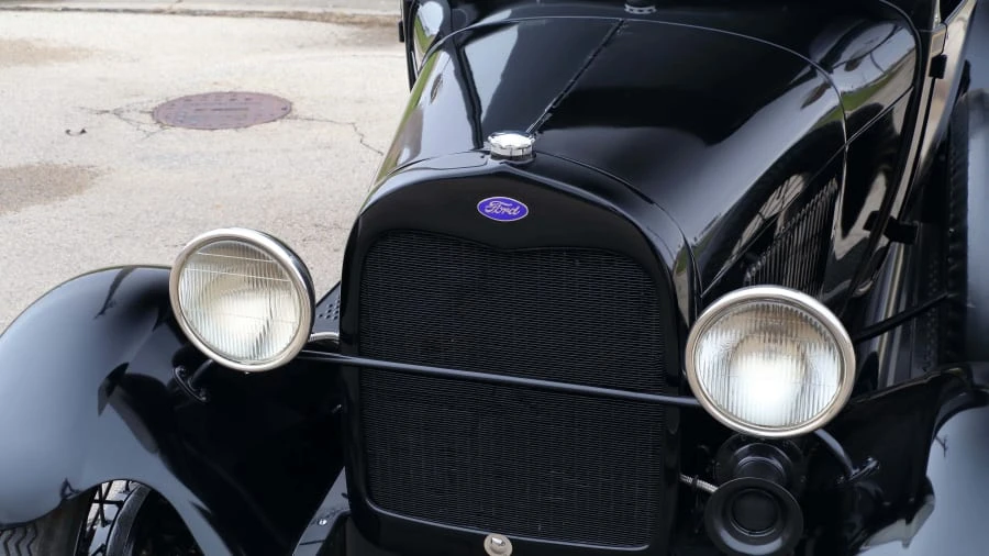 1928 Ford Model A Pickup & Model AA - Image 11 of 12