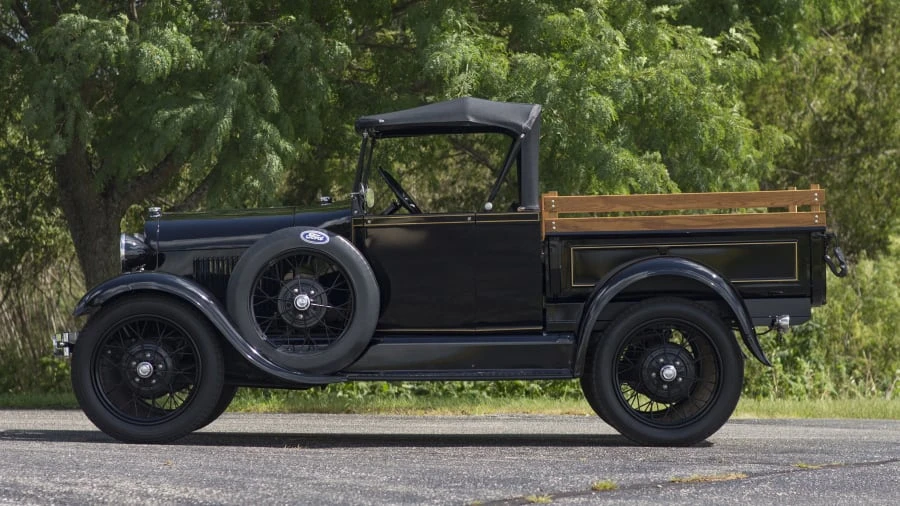 1928 Ford Model A Pickup & Model AA - Image 2 of 20