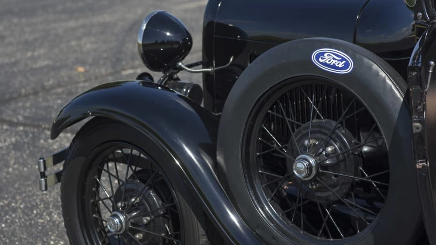1928 Ford Model A Pickup & Model AA - Image 10 of 20