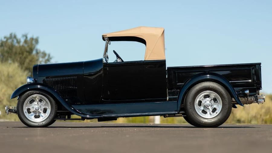 1928 Ford Model A Pickup & Model AA - Image 2 of 31