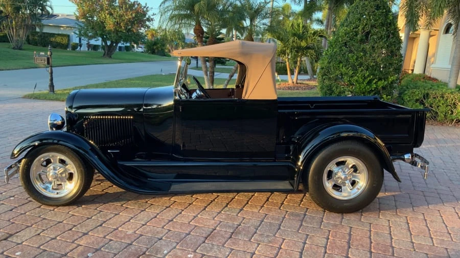 1928 Ford Model A Pickup & Model AA - Image 9 of 31