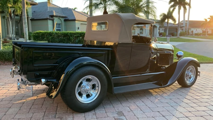 1928 Ford Model A Pickup & Model AA - Image 3 of 31