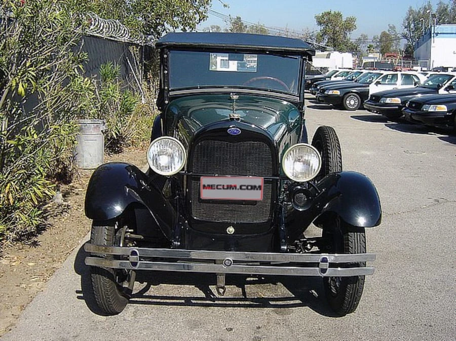 1928 Ford Model A Pickup & Model AA - Image 7 of 8