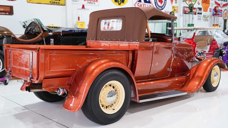 1928 Ford Model A Pickup & Model AA - Image 3 of 31