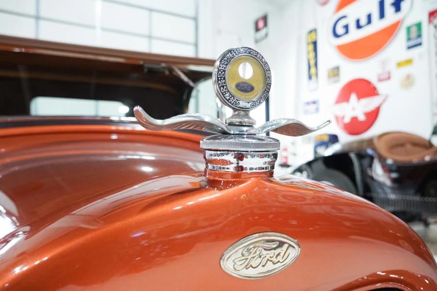 1928 Ford Model A Pickup & Model AA - Image 15 of 31