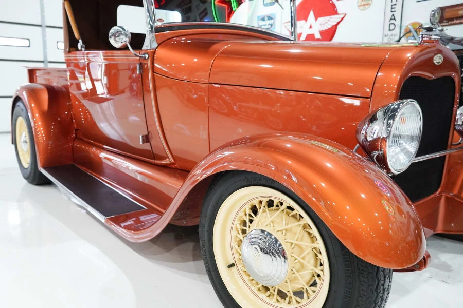 1928 Ford Model A Pickup & Model AA - Image 10 of 31