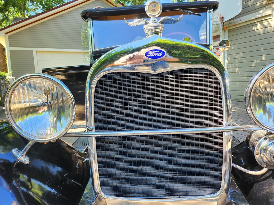 1928 Ford Model A Pickup & Model AA - Image 11 of 31