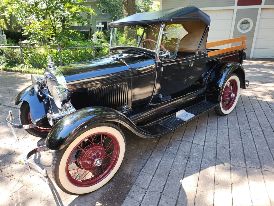 1928 Ford Model A Pickup & Model AA - Image 3 of 31