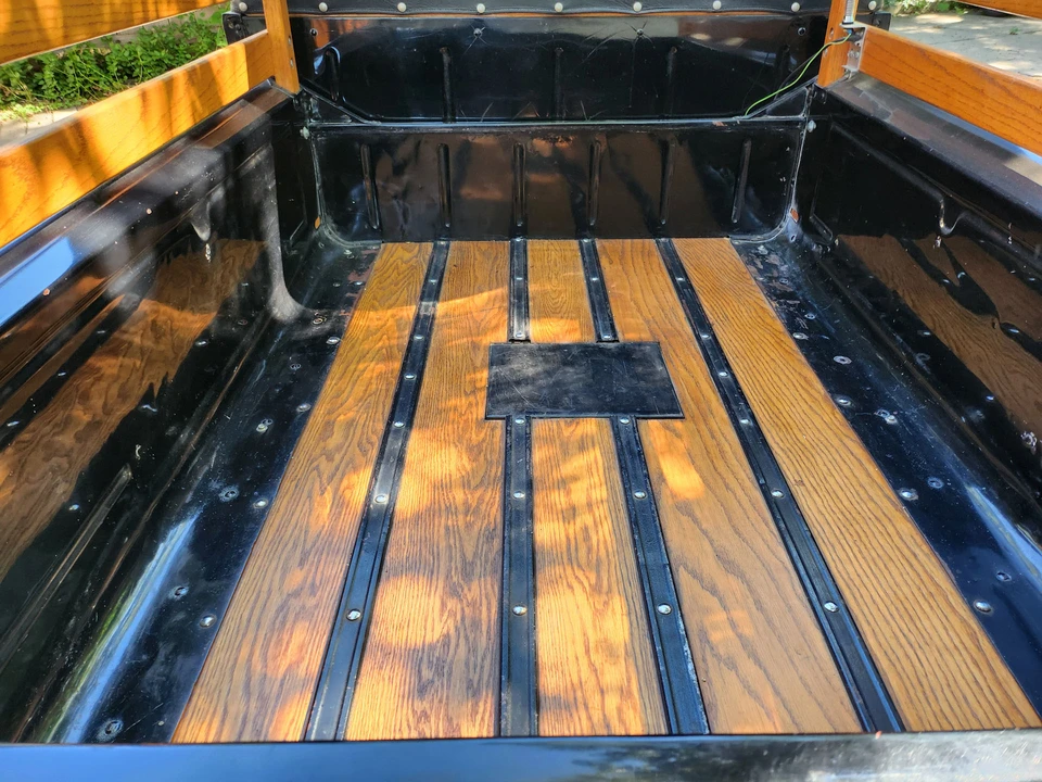 1928 Ford Model A Pickup & Model AA - Image 10 of 31