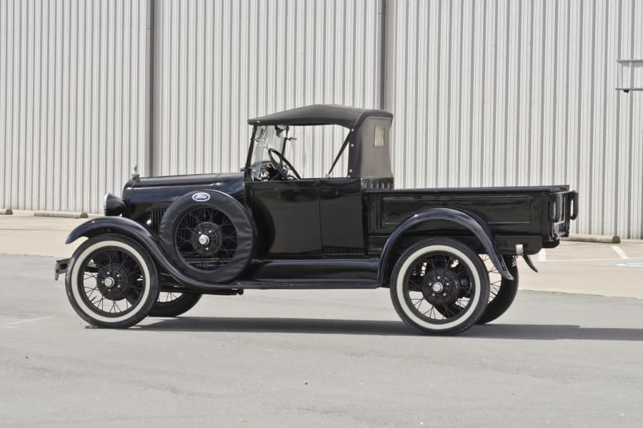 1928 Ford Model A Pickup & Model AA - Image 3 of 10