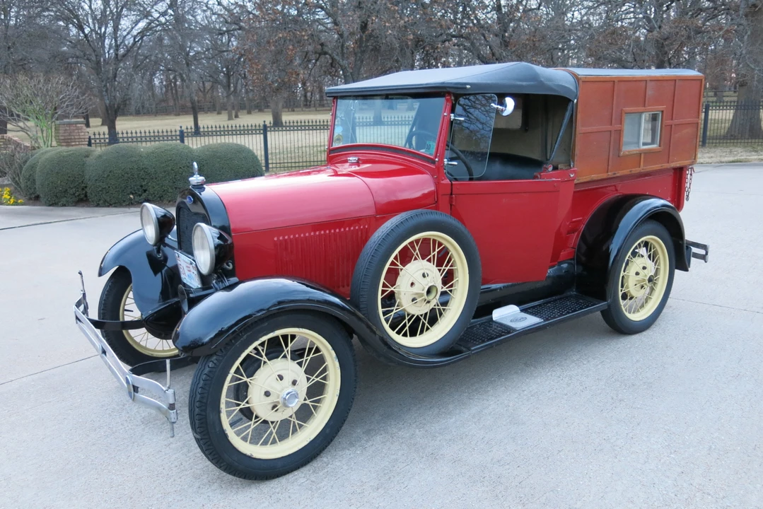 1928 Ford Model A Pickup & Model AA - Image 8 of 31