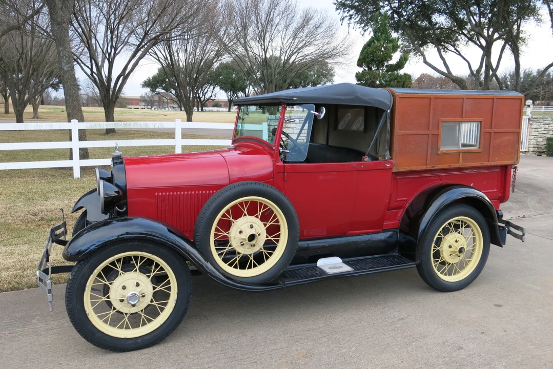 1928 Ford Model A Pickup & Model AA - Image 7 of 31