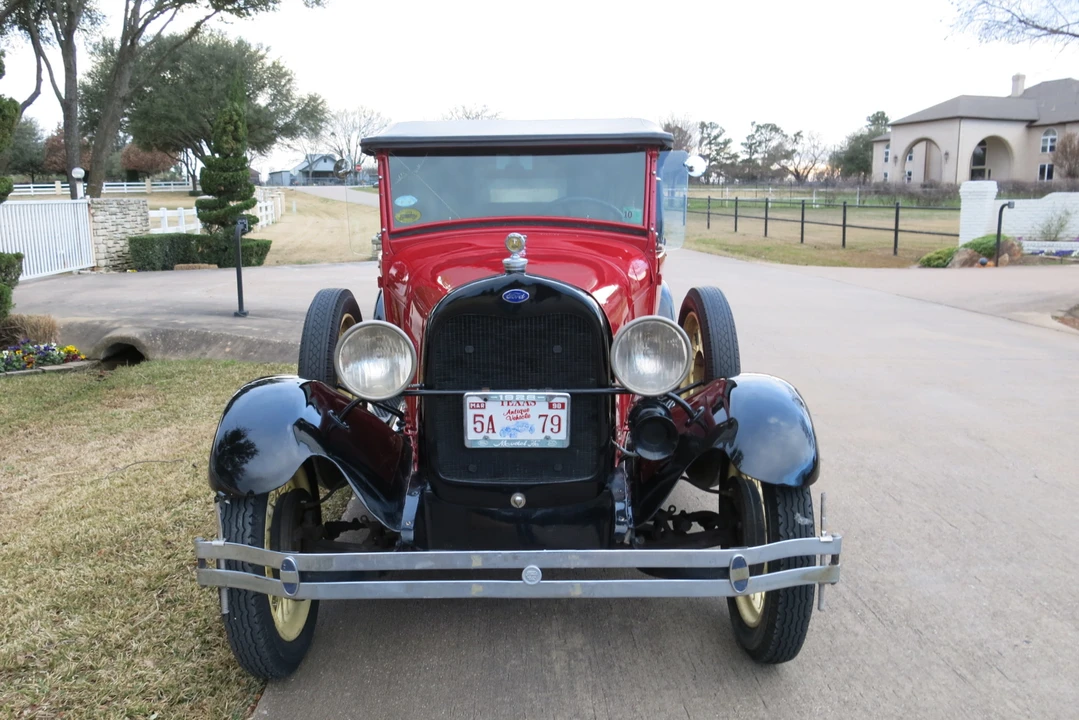 1928 Ford Model A Pickup & Model AA - Image 21 of 31