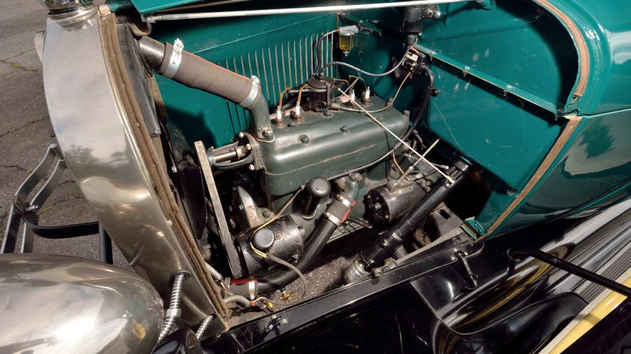1928 Ford Model A Pickup & Model AA - Image 6 of 12
