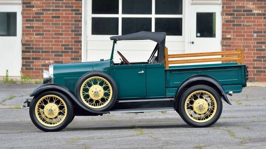 1928 Ford Model A Pickup & Model AA - Image 8 of 12