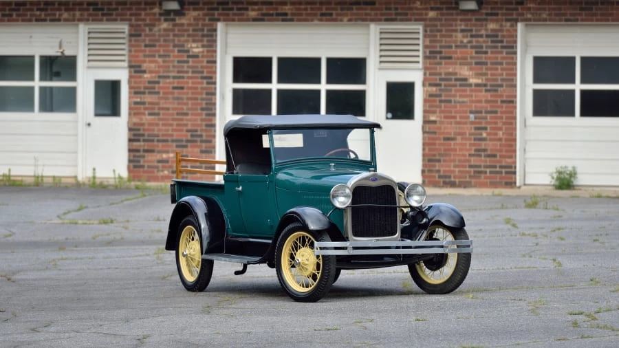 1928 Ford Model A Pickup & Model AA - Image 2 of 15