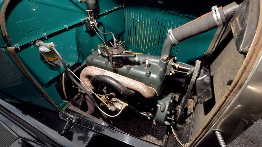 1928 Ford Model A Pickup & Model AA - Image 7 of 15