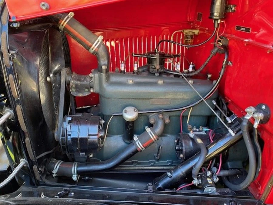 1928 Ford Model A Pickup & Model AA - Image 8 of 9