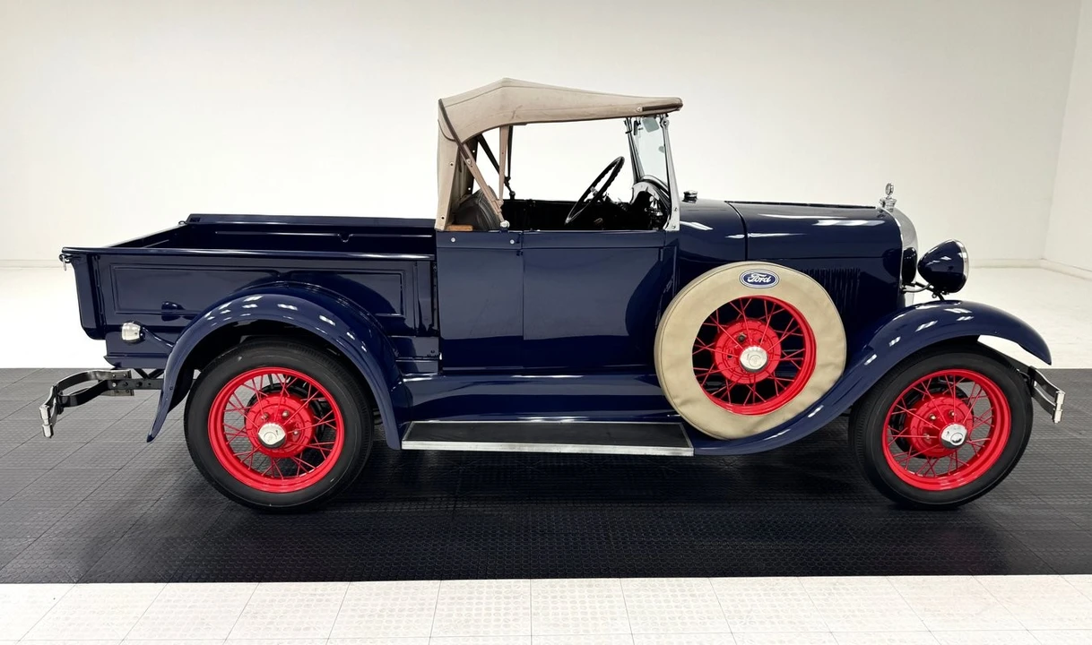 1928 Ford Model A Pickup & Model AA - Image 9 of 21