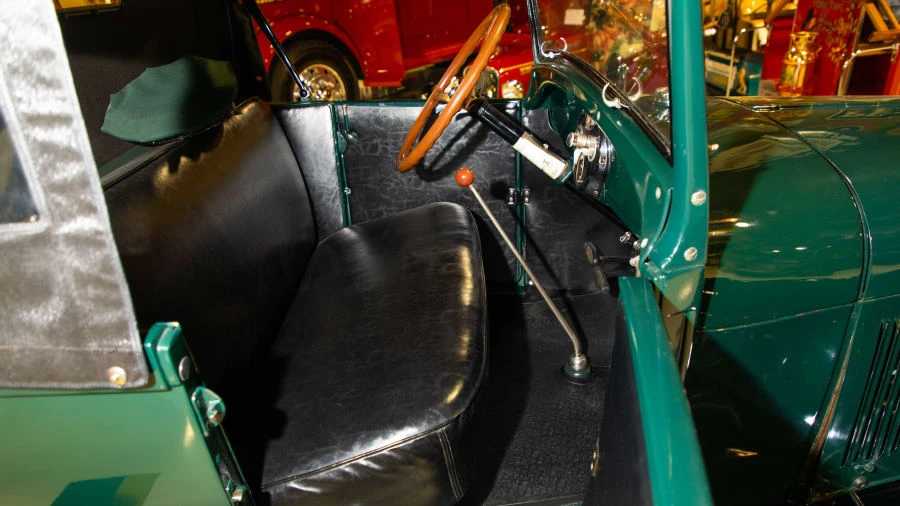 1928 Ford Model A Pickup & Model AA - Image 5 of 16