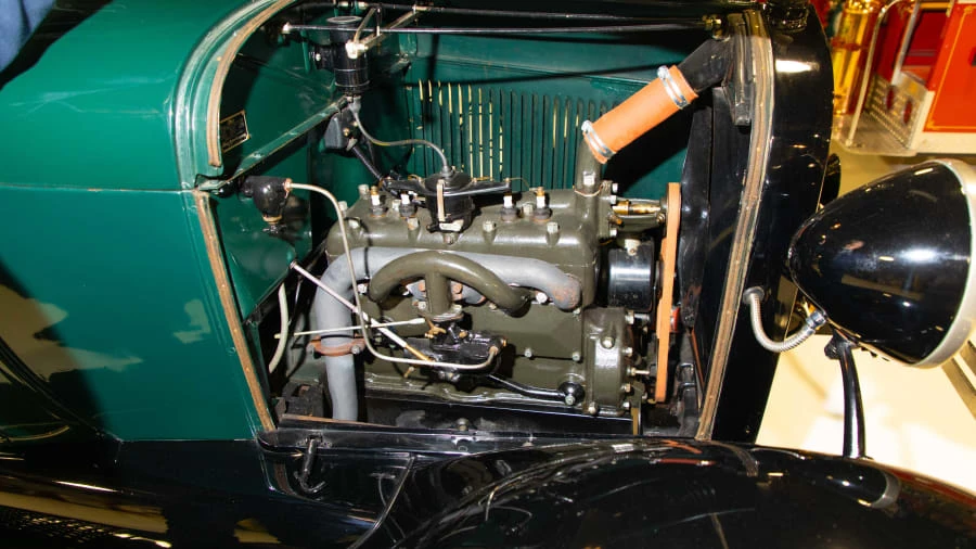 1928 Ford Model A Pickup & Model AA - Image 7 of 16